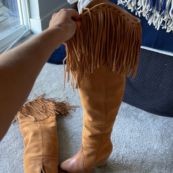FESTIVAL BOOTS 👢 SPELL 👢evie over the knee fringe boots NWT - Picture 5 of 12